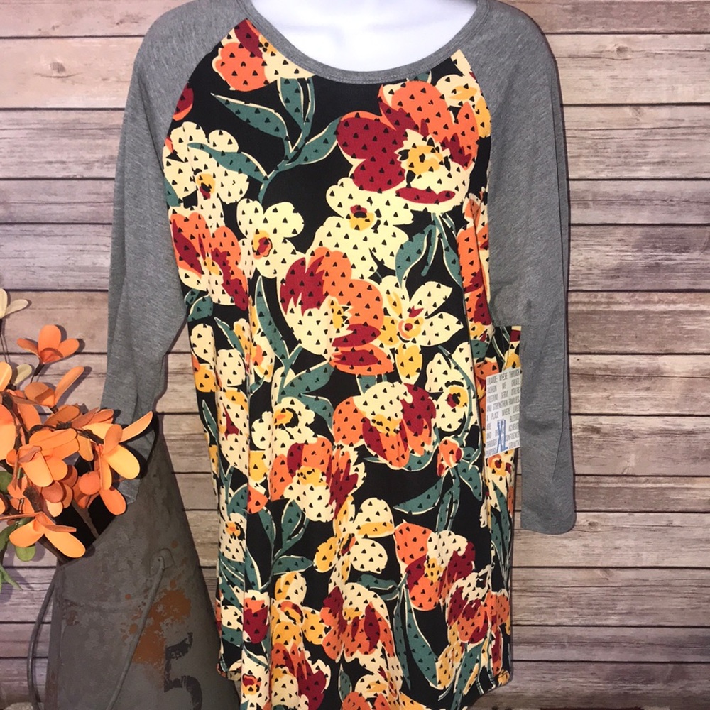XL Lularoe Randy tee